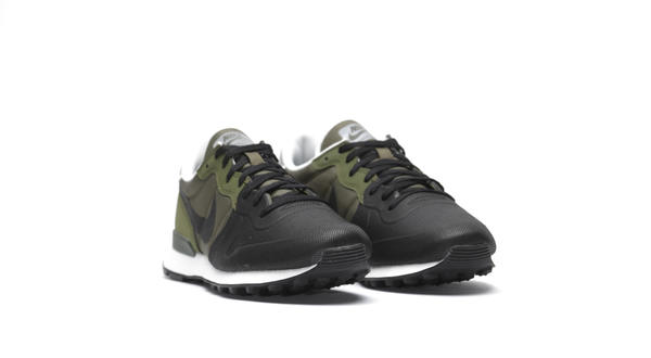 Nike internationalist outlet palm green